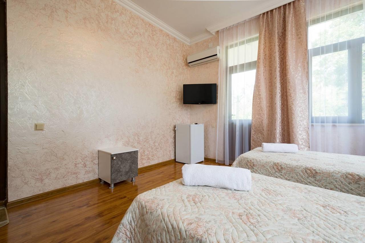Sunny Hotel Batumi Makhinjauri Exterior foto