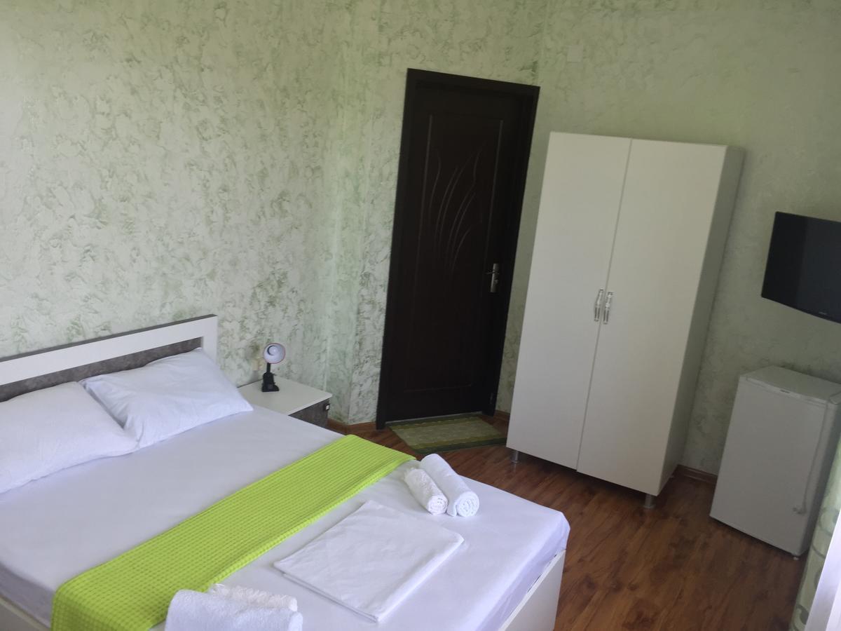 Sunny Hotel Batumi Makhinjauri Exterior foto